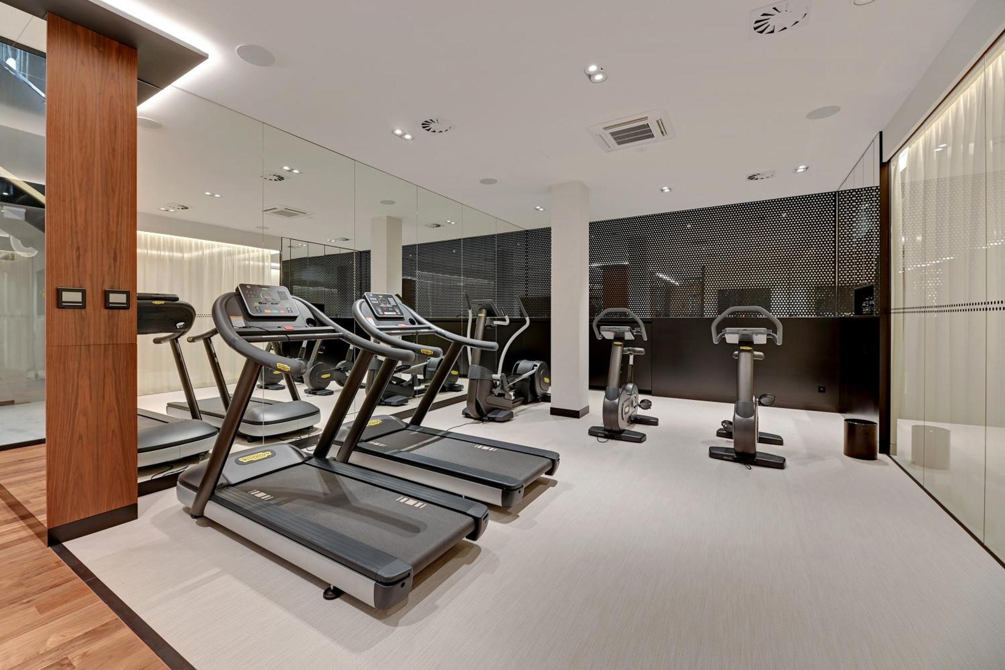 Blue Mandarin Riverside グダニスク 部屋 写真